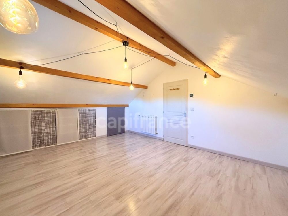 � vendre  Maison Manteyer (05400)