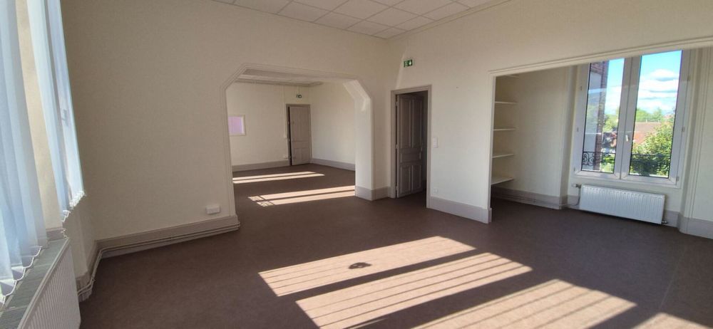 � vendre  Propri�t�/ch�teau Compi�gne (60200)