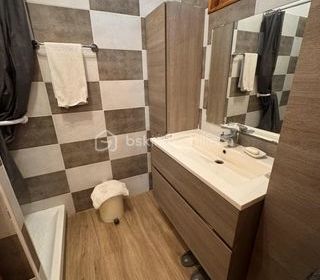  Immeuble � vendre 7 pi�ces 156 m�