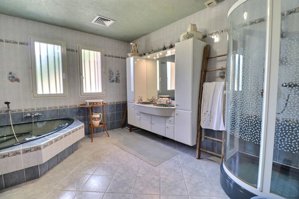 � vendre  Maison Saint-Jeoire-Prieur� (73190)