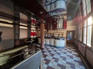  Immeuble � vendre 495 m�