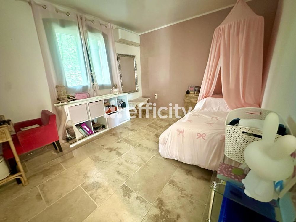 � vendre  Villa Gar�oult (83136)