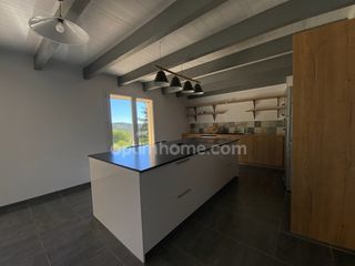  Maison � vendre 12 pi�ces 325 m�