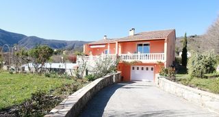  Maison � vendre 7 pi�ces 180 m�