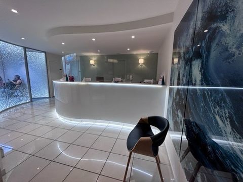 A VENDRE - BUREAUX 428000 71100 Chalon sur saone