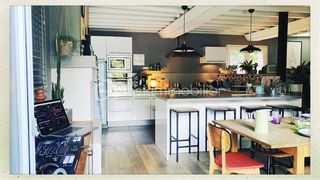  Maison � vendre 8 pi�ces 217 m�