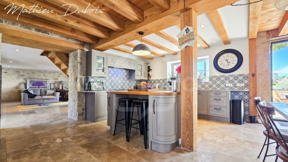 � vendre  Propri�t�/ch�teau Issigeac (24560)