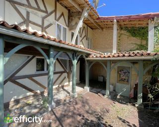  Propri�t�/ch�teau � vendre 6 pi�ces 130 m�