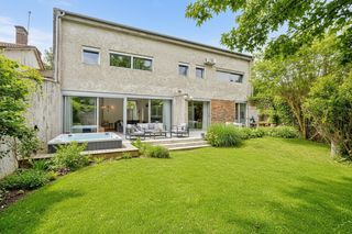  Maison � vendre 9 pi�ces 280 m�