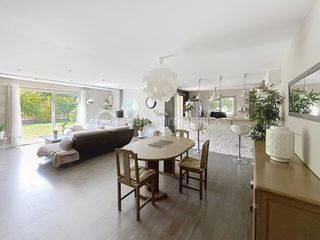  Villa � vendre 6 pi�ces 146 m�