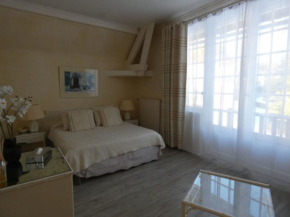 � vendre  Propri�t�/ch�teau Cherisy (28500)