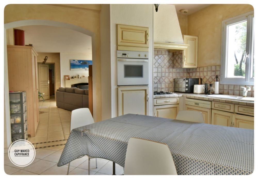 � vendre  Villa Le Tholonet (13100)