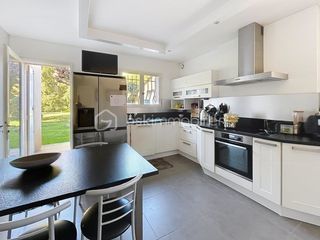  Maison � vendre 7 pi�ces 180 m�