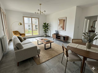  Appartement � louer 4 pi�ces 81 m�