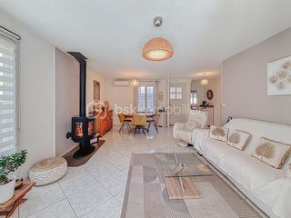  Villa � vendre 7 pi�ces 175 m�