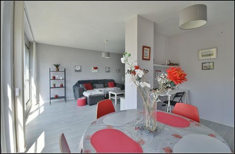   MOURENX - APPARTEMENT 73 M� HABITABLE Appartement - 3 pi�ce(s) - 73 m�