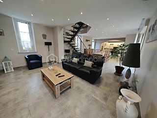  Maison � vendre 9 pi�ces 192 m�