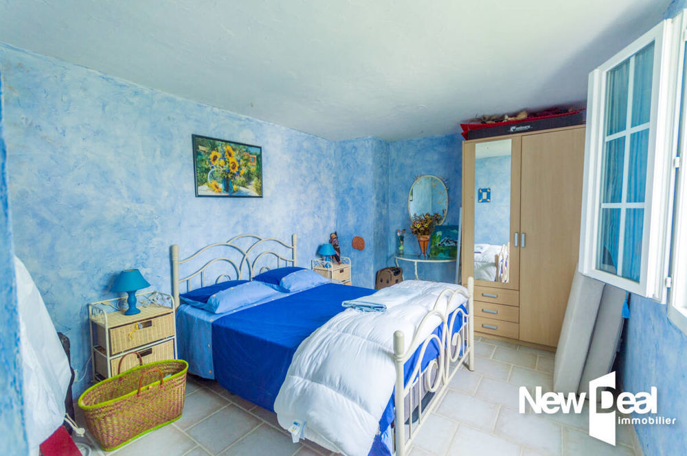 � vendre  Propri�t�/ch�teau Tourrettes (83440)