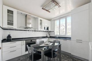  Maison � vendre 8 pi�ces 219 m�