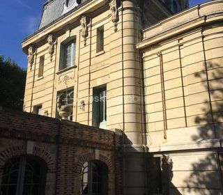  Propri�t�/ch�teau � vendre 10 pi�ces 789 m�