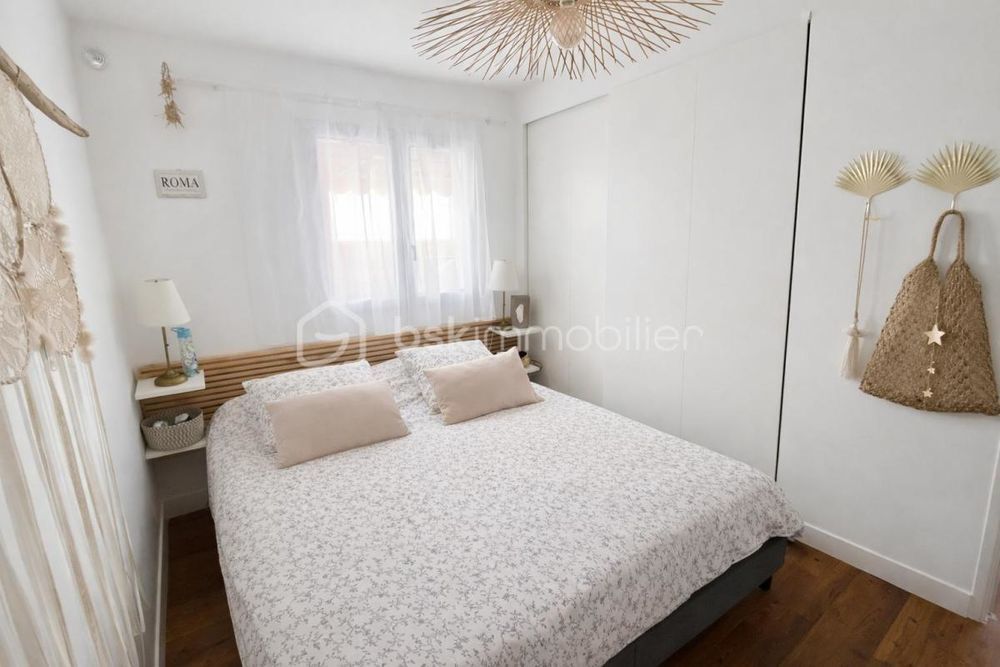 � vendre  Villa Saint-Laurent-du-Var (06700)