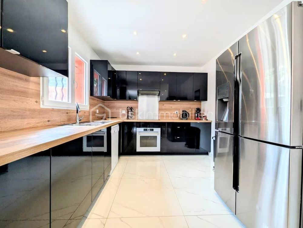 � vendre  Maison Vallauris (06220)