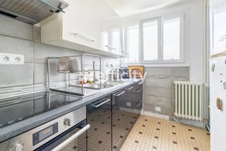  Appartement � vendre 5 pi�ces 83 m�