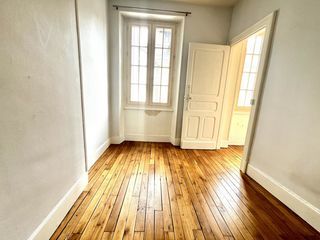  Appartement � louer 5 pi�ces 105 m�