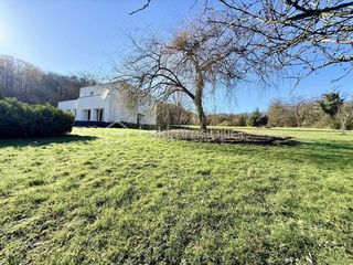  Propri�t�/ch�teau � vendre 9 pi�ces 195 m�