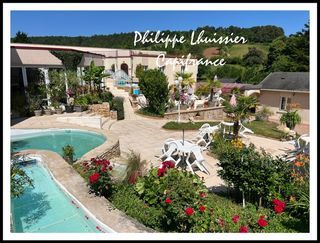  Propri�t�/ch�teau � vendre 15 + pi�ces 1458 m�