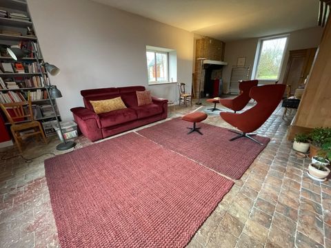   Maison de caract�re, d�pendances, acc�s rivi�re, 208000� ! Maison - 3 pi�ce(s) - 110 m�