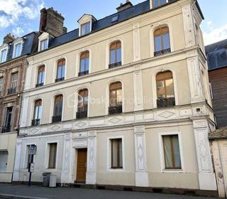  Immeuble � vendre 10 pi�ces 205 m�