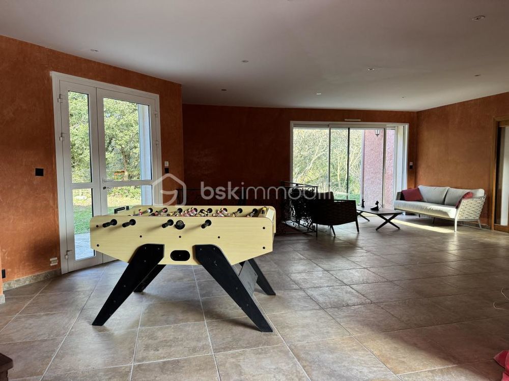 � vendre  Propri�t�/ch�teau Ch�teauvert (83670)