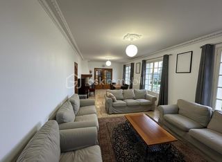  Maison � vendre 9 pi�ces 208 m�