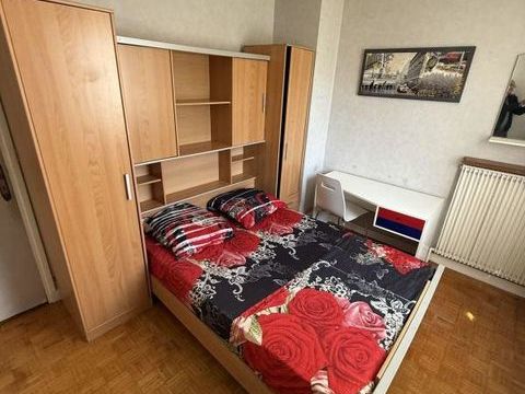   Chambre meubl�e 13 m2 dans pavillon tr�s calme Maison - 1 pi�ce(s) - 11 m�