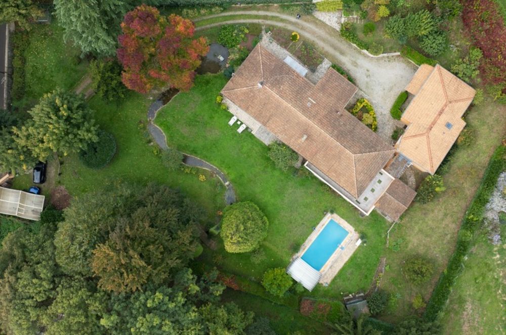 � vendre  Maison Saint-Cyr-au-Mont-d'Or (69450)