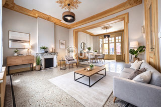  Propri�t�/ch�teau � vendre 10 pi�ces 300 m�