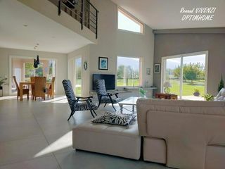  Propri�t�/ch�teau � vendre 8 pi�ces 272 m�