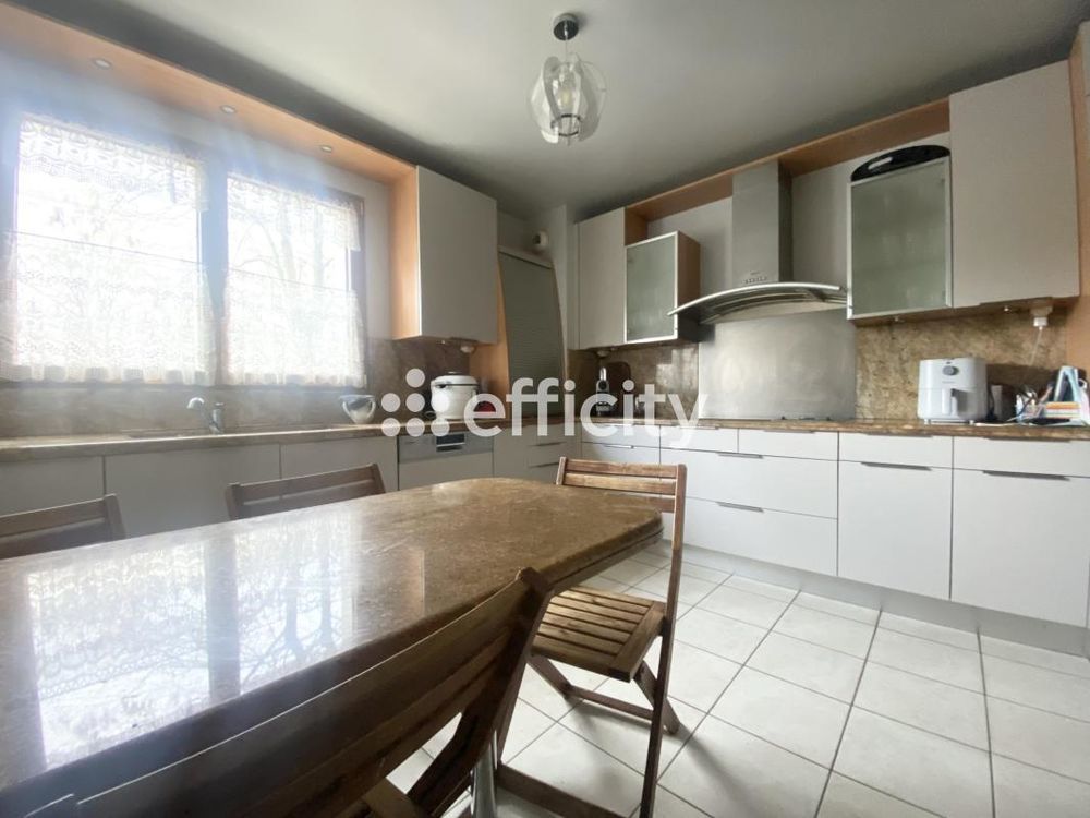 � vendre  Appartement Saint-Mand� (94160)