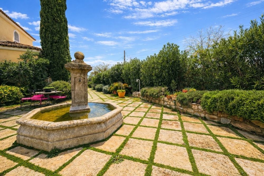 � vendre  Maison Trans-en-Provence (83720)