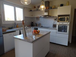  Propri�t�/ch�teau � vendre 11 pi�ces 300 m�