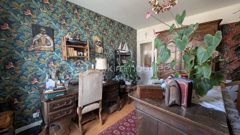   Maison en pierre de ville avec cour ! Maison - 6 pi�ce(s) - 140 m�