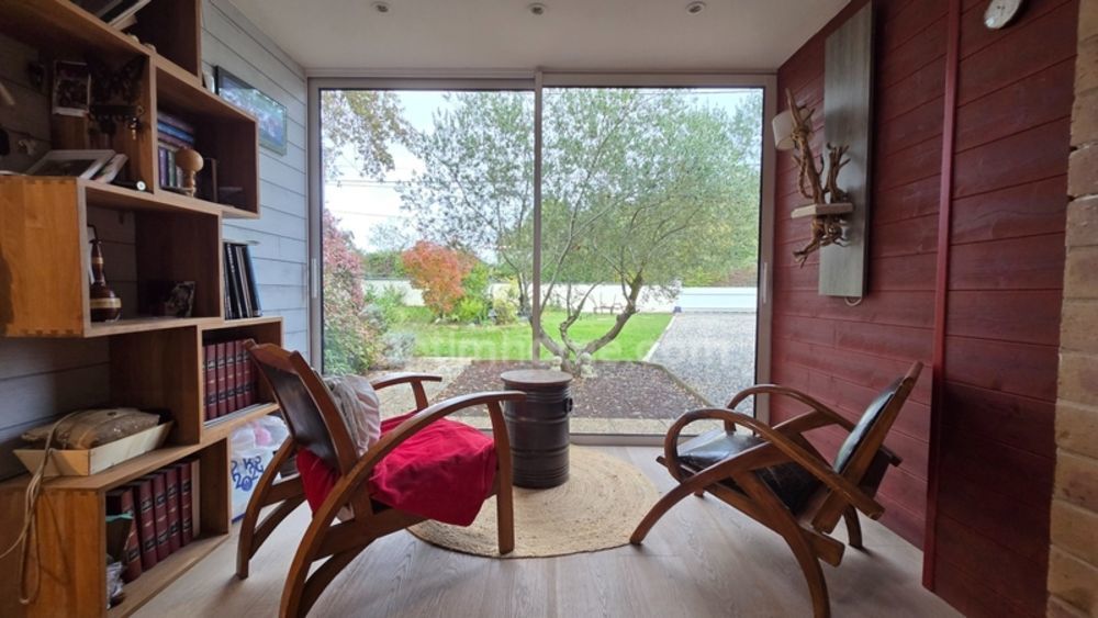 � vendre  Villa L�ognan (33850)