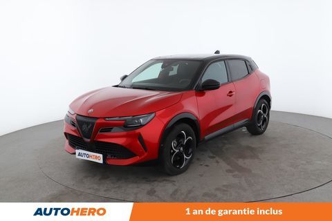 Alfa Romeo Junior 1.2 Ibrida Premium DCT6 136 ch 2024 occasion Issy-les-Moulineaux 92130