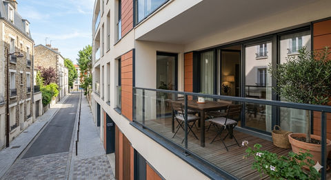   - T4 avec BALCON et PARKINGS - Appartement - 4 pi�ce(s) - 85 m�