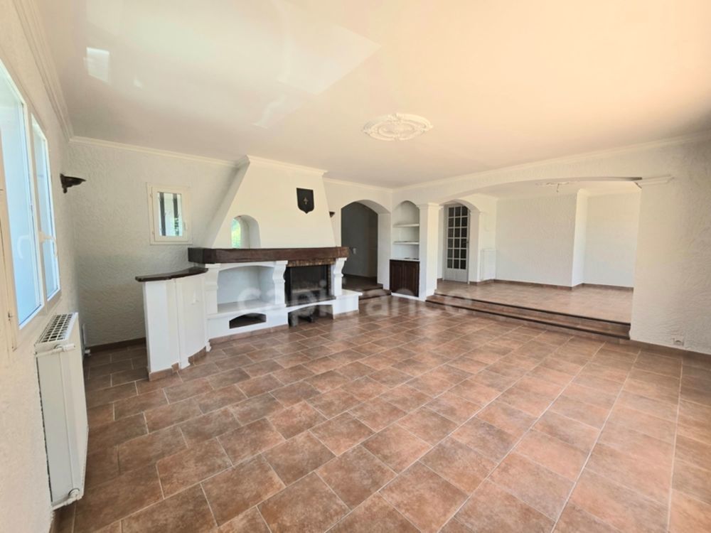 � vendre  Maison Ceyreste (13600)