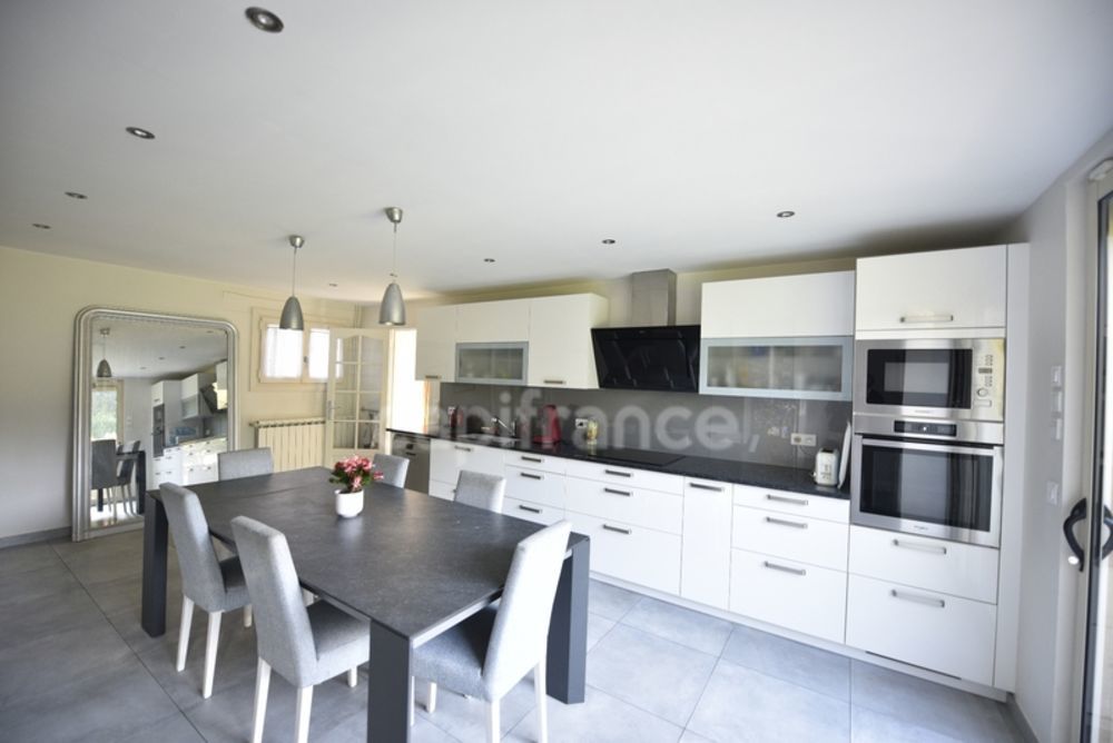 � vendre  Maison Vernon (27200)