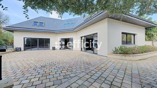  Maison � vendre 9 pi�ces 433 m�