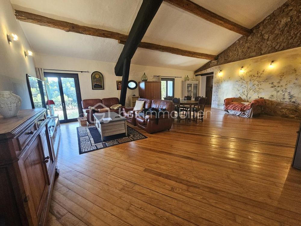 � vendre  Propri�t�/ch�teau Saint-Chinian (34360)