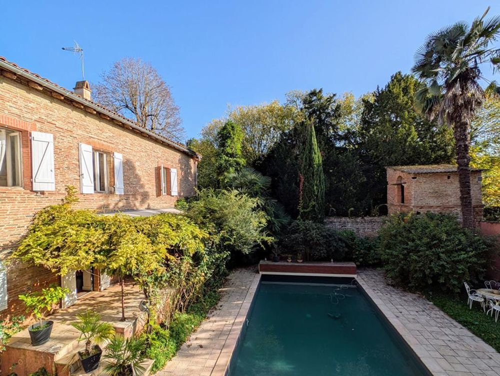 � vendre  Propri�t�/ch�teau Roquettes (31120)